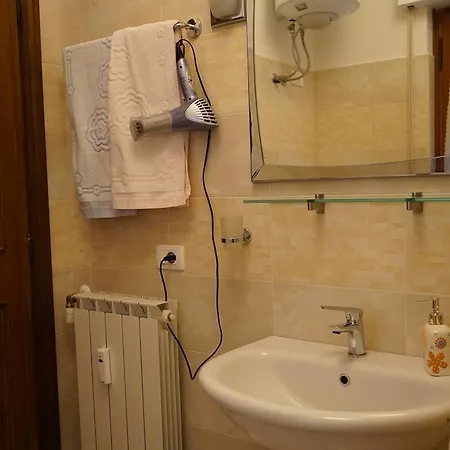 Dimora Del Viandante דירה צ'יוויטווקיה